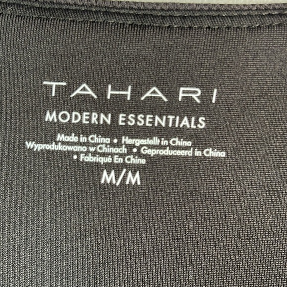 Tahari Modern Essentials Ribbed Dressy Tee Black Scoop Neck Double Layer Size M - Picture 8 of 12